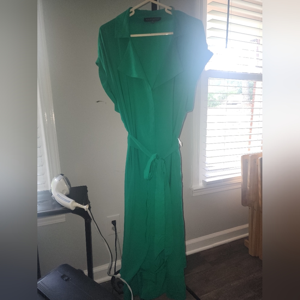 Green midi shirt dress
